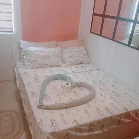 Urban Deca Staycation Mandaluyong Exteriör bild